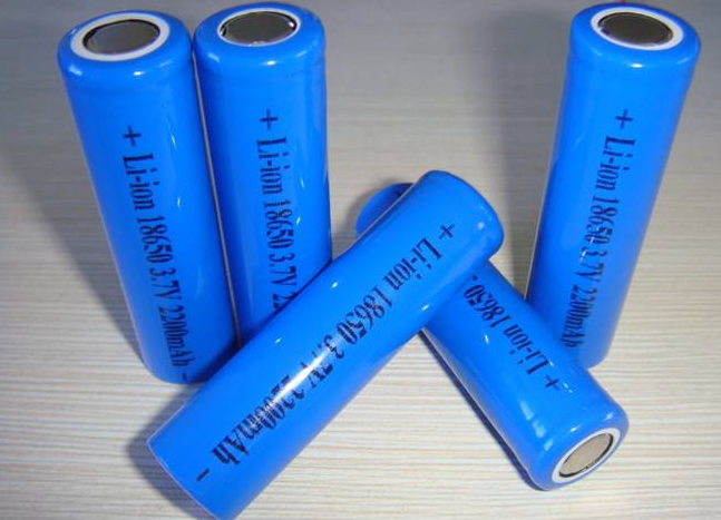鋰離子電池為何會(huì)爆炸? 鋰離子電池為何會(huì)爆炸?
