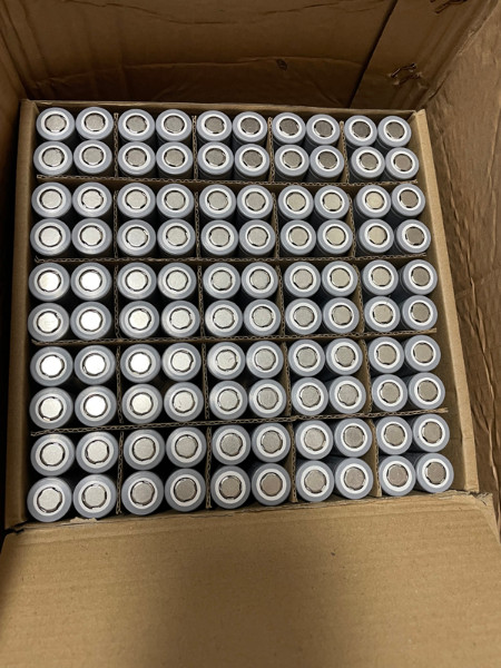 自動駕駛汽車商用在望電池技術(shù)有待提高